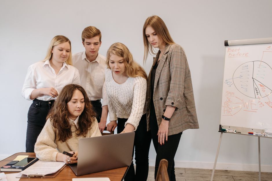 Projektarbeit im Kurs zur Online Marketing Weiterbildung